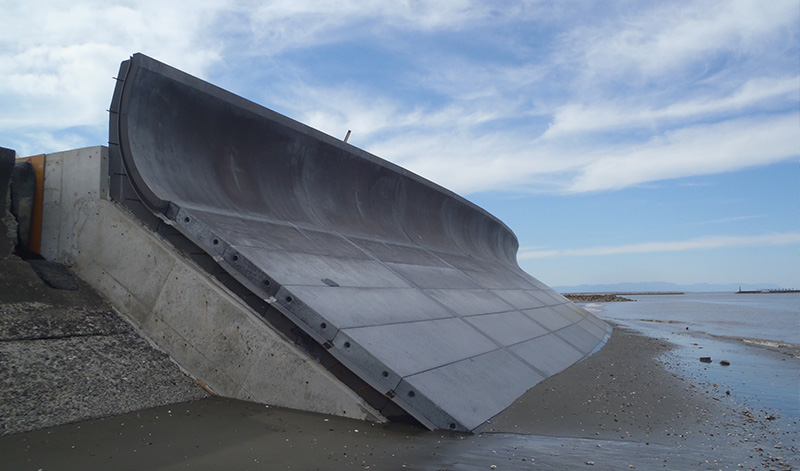 高潮堤防用製品 波返工